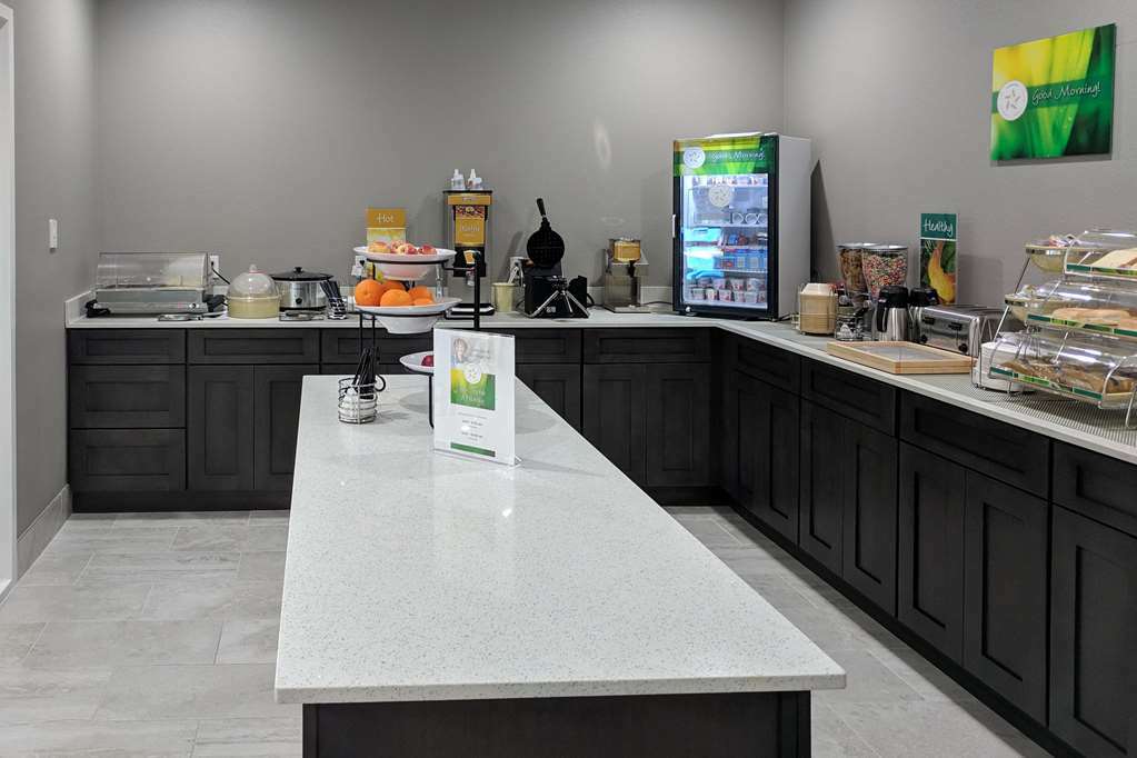Quality Inn Baton Rouge East I-12 Restaurant photo